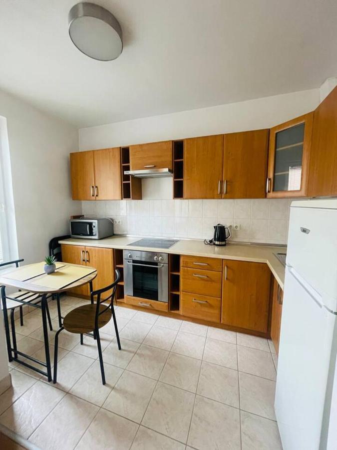 Close To Andrassy Avenue For 4 Persons Apartamento *